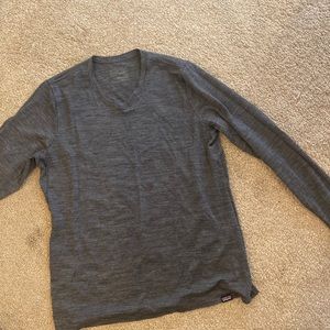 Patagonia daily merino base layer size small